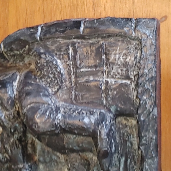 Al Wolf Soapstone Wall Plaque - Picture 3 of 5